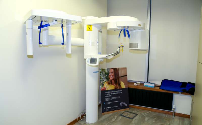 Çankaya Park orandaki Ofisimizde Panoramik diş röntgeni çekimleri Uygulamaları